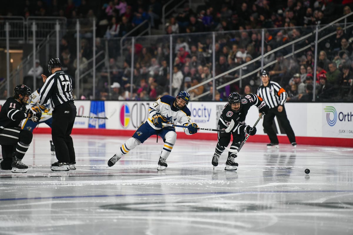 Men's hockey falls to University of Nebraska Omaha