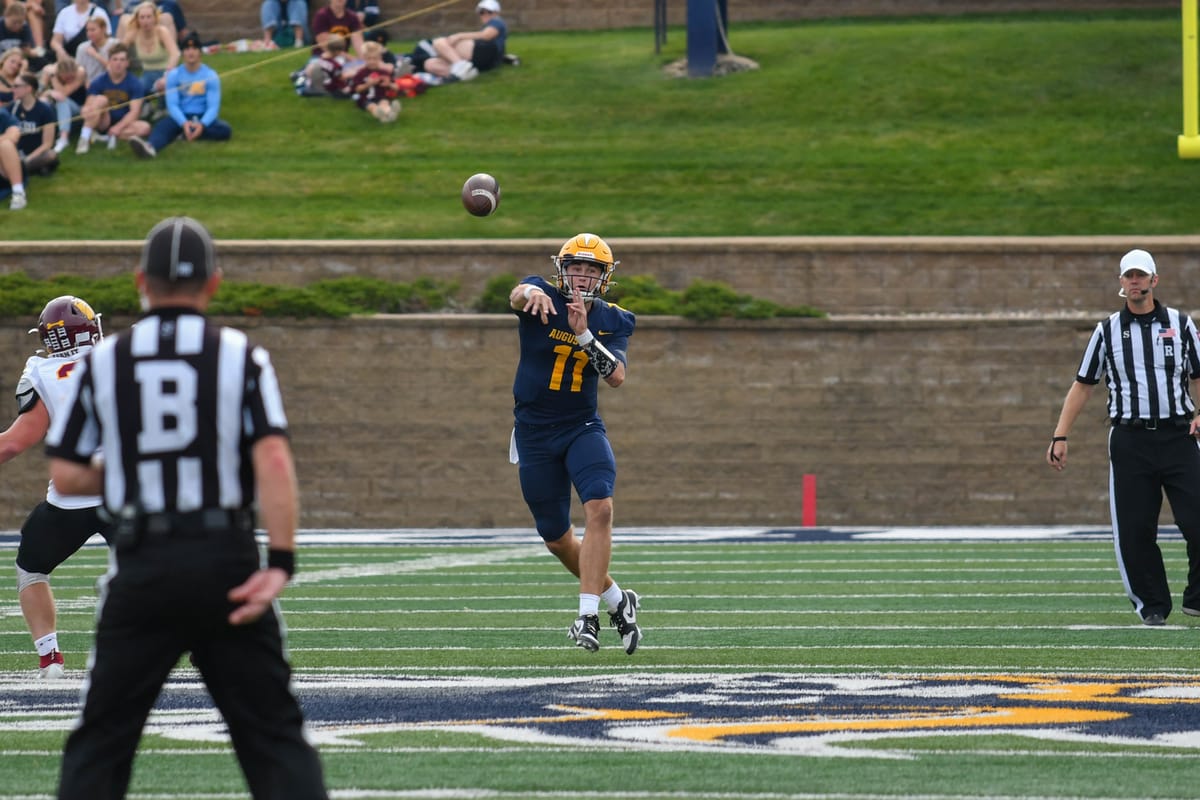 Augustana upsets UMD 28-24 in thrilling comeback victory