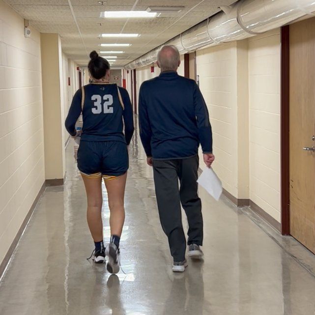 Women’s Basketball season ends in first round of tournament