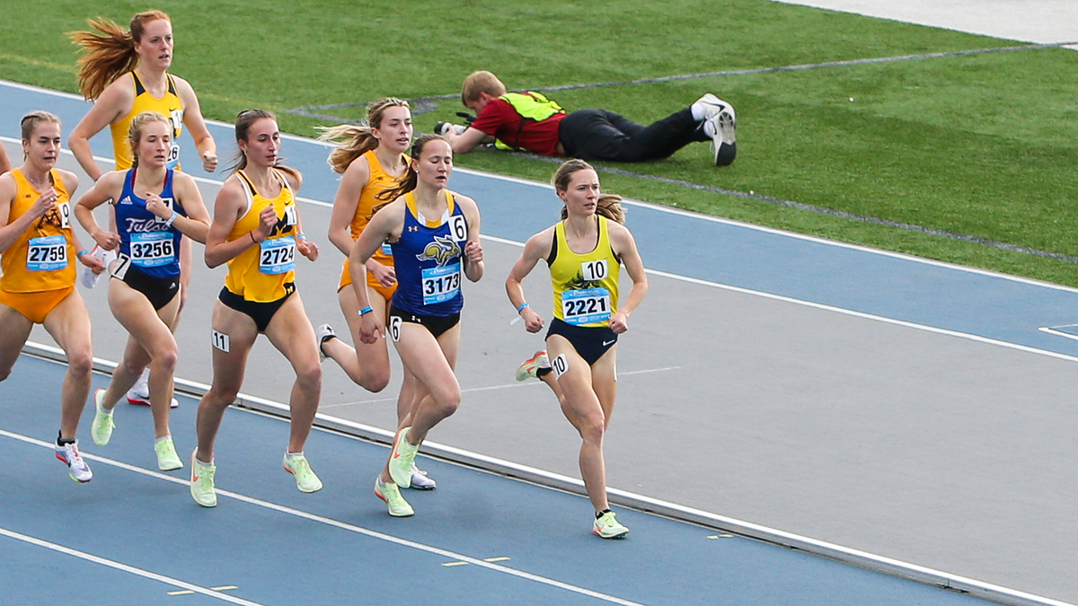 Outdoor track and field begins, runners compete in North Carolina