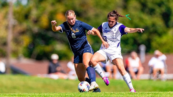 Soccer team settles into season with goals of NSIC title